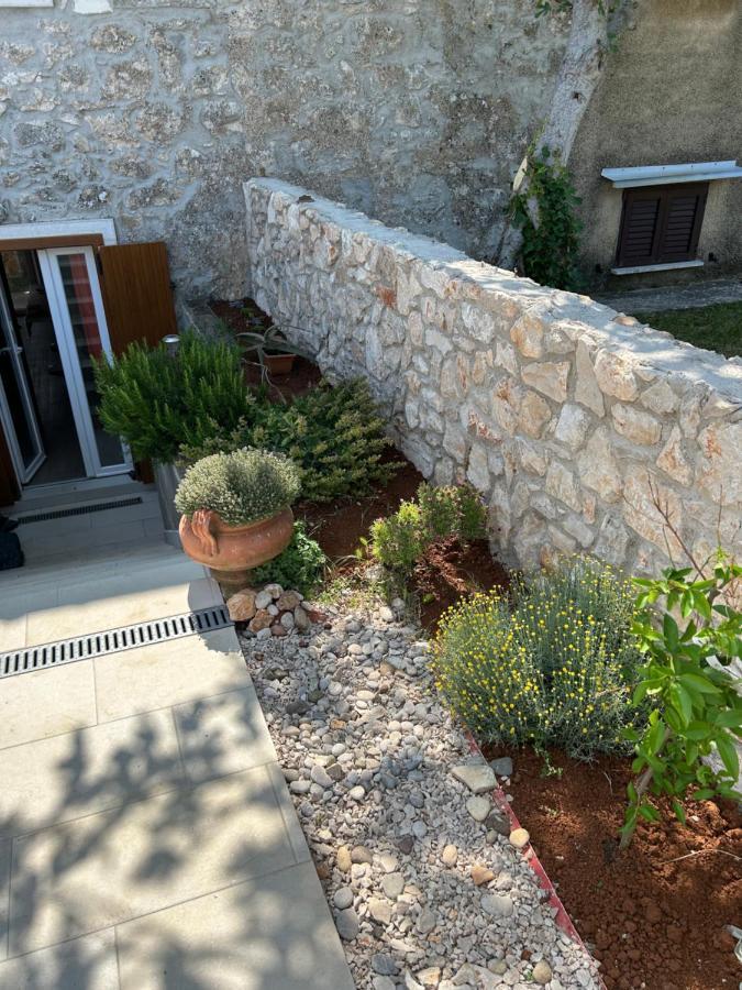 Bonvivan House Diminići エクステリア 写真